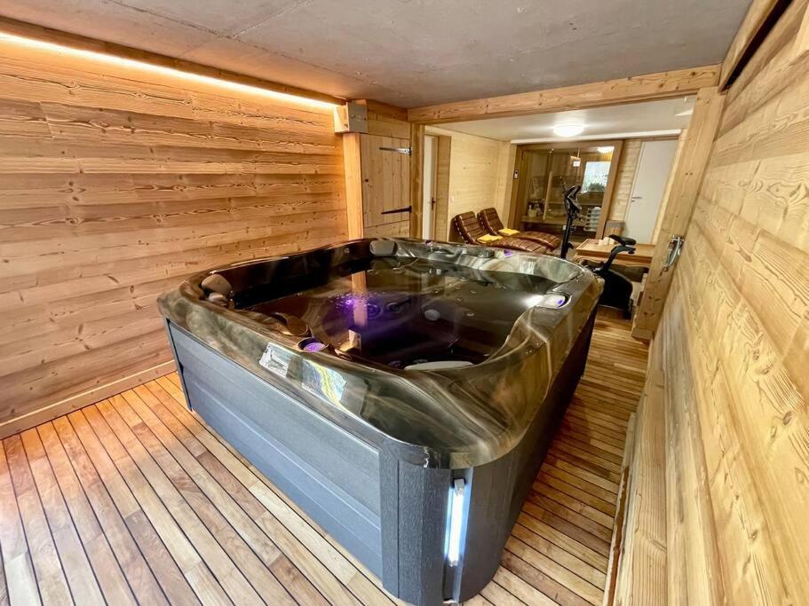 Chalet Kelly, Centre Ville / Jacuzzi / Sauna Gerardmer Bagian luar foto